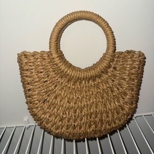 Elegant Tan Woven Handbag